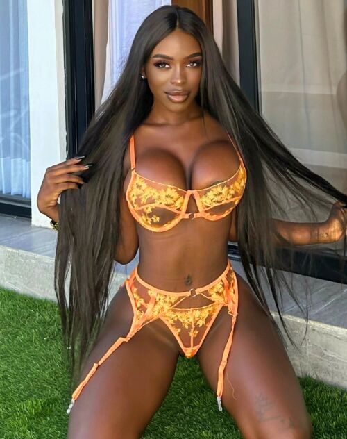Ebonygirlfriend