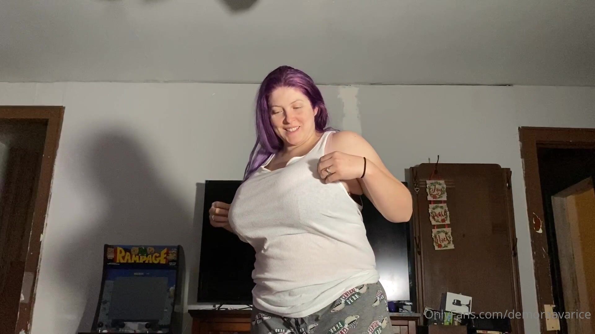Demoraavarice Gets Her Juggs Fucked By A Hard White Cock
